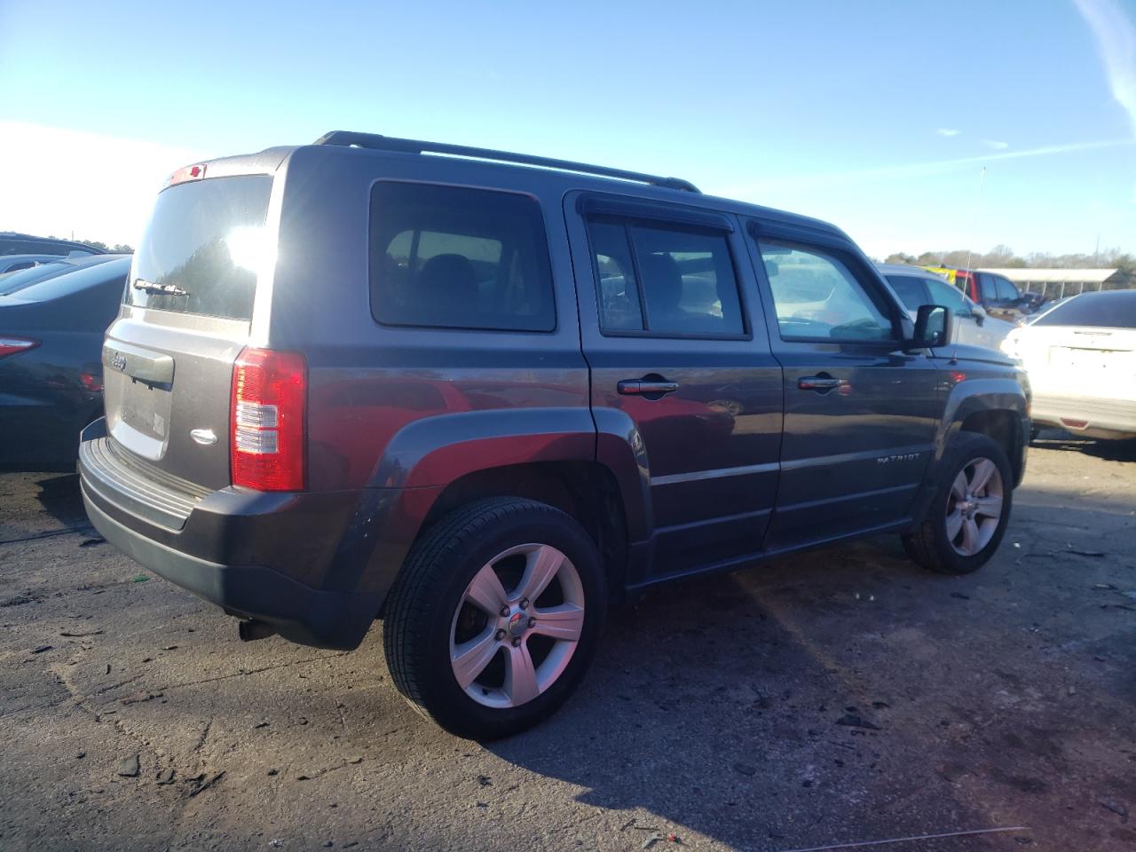 VIN 1C4NJRFB4FD412620 2015 JEEP PATRIOT no.3