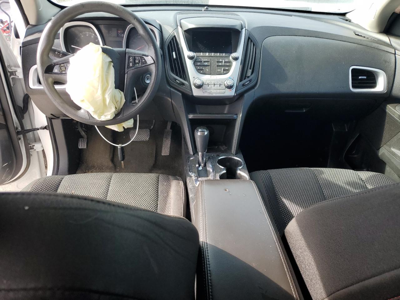2017 Chevrolet Equinox - Image 8