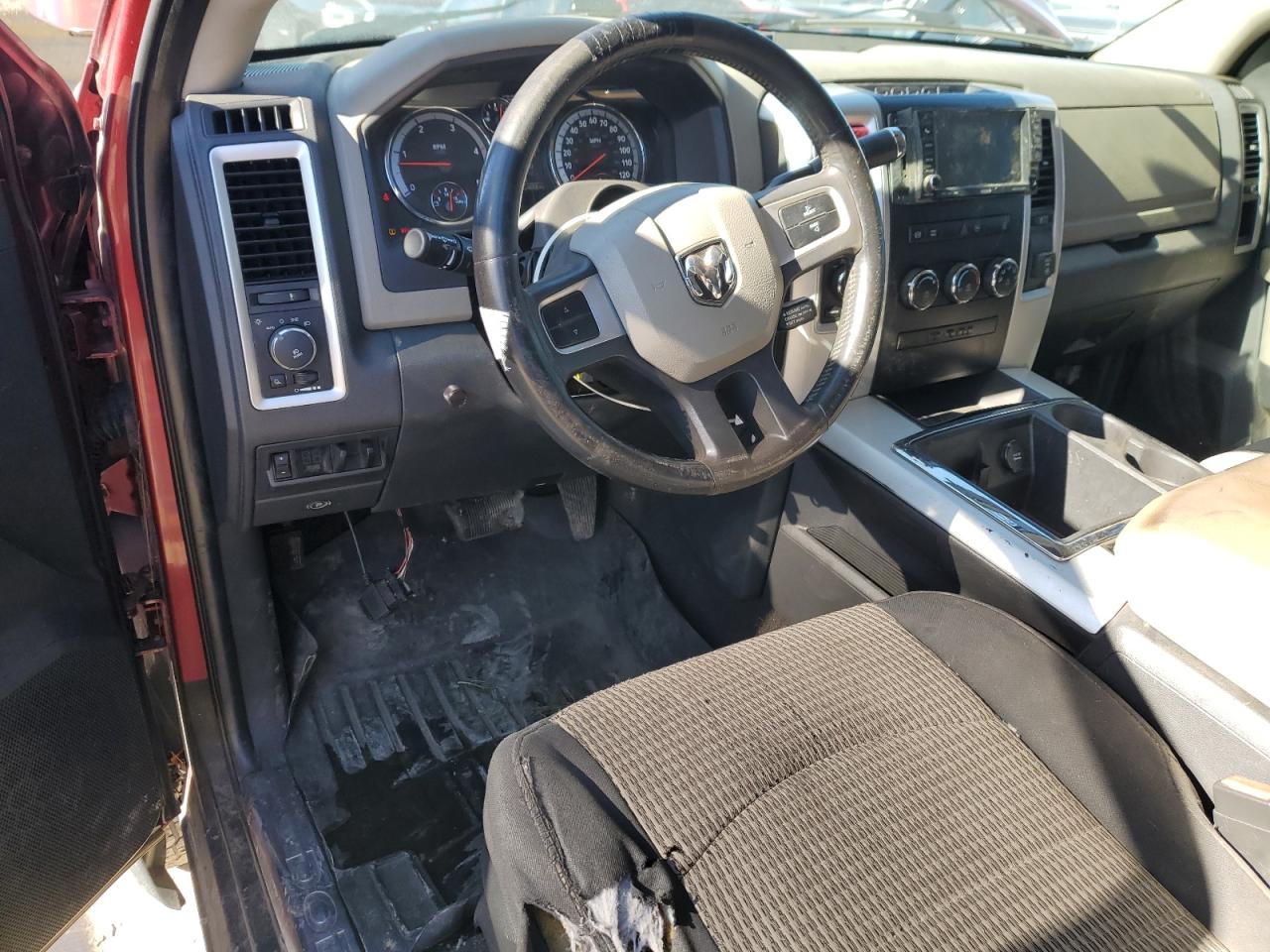 2011 Dodge RAM - Image 8