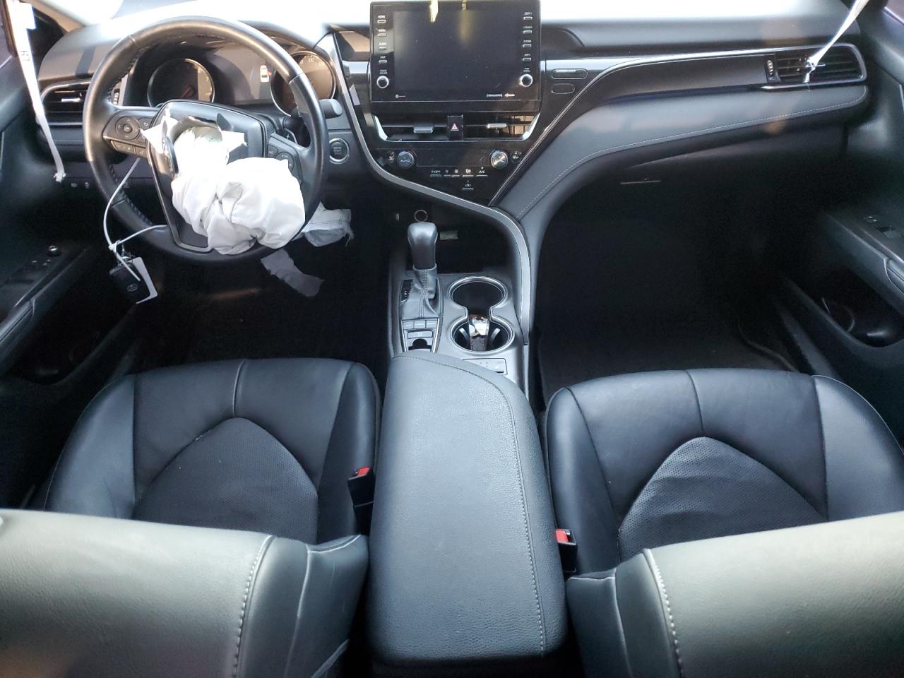 2021 Toyota Camry - Image 8
