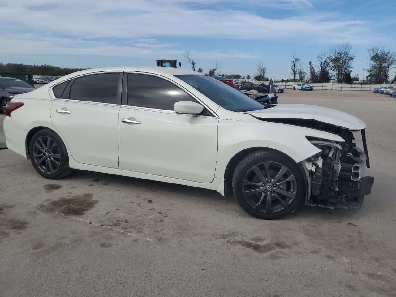 2018 Nissan Altima - Image 4