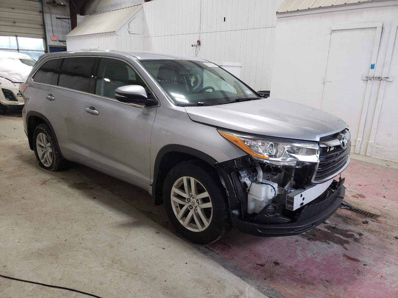 VIN 5TDBKRFH8ES026726 2014 TOYOTA HIGHLANDER no.4