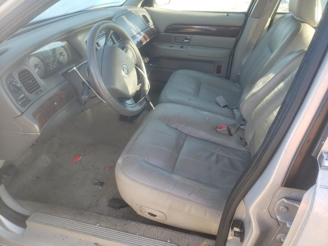 2009 Mercury Grand Marquis - Image 7