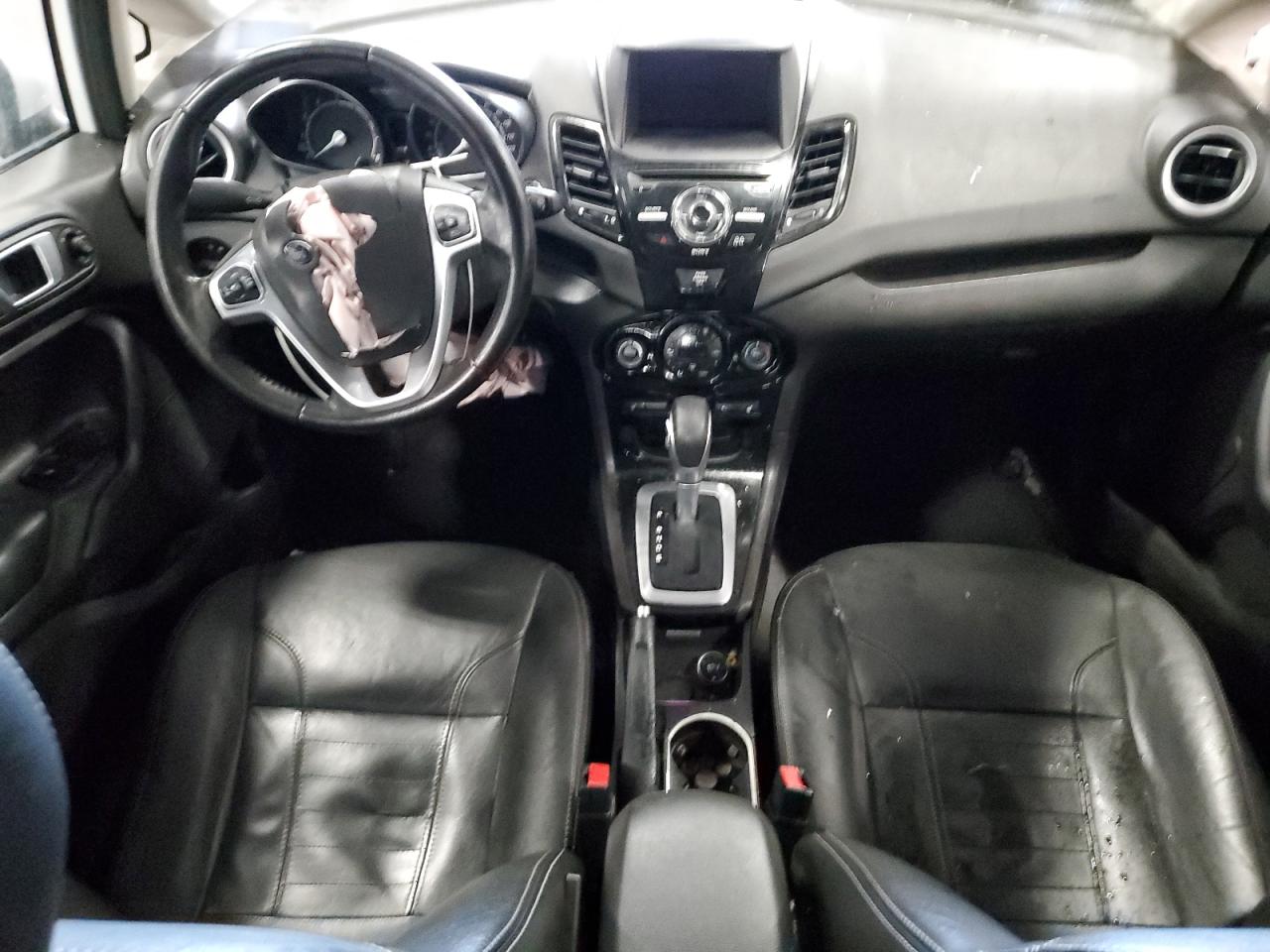 2014 Ford Fiesta - Image 8