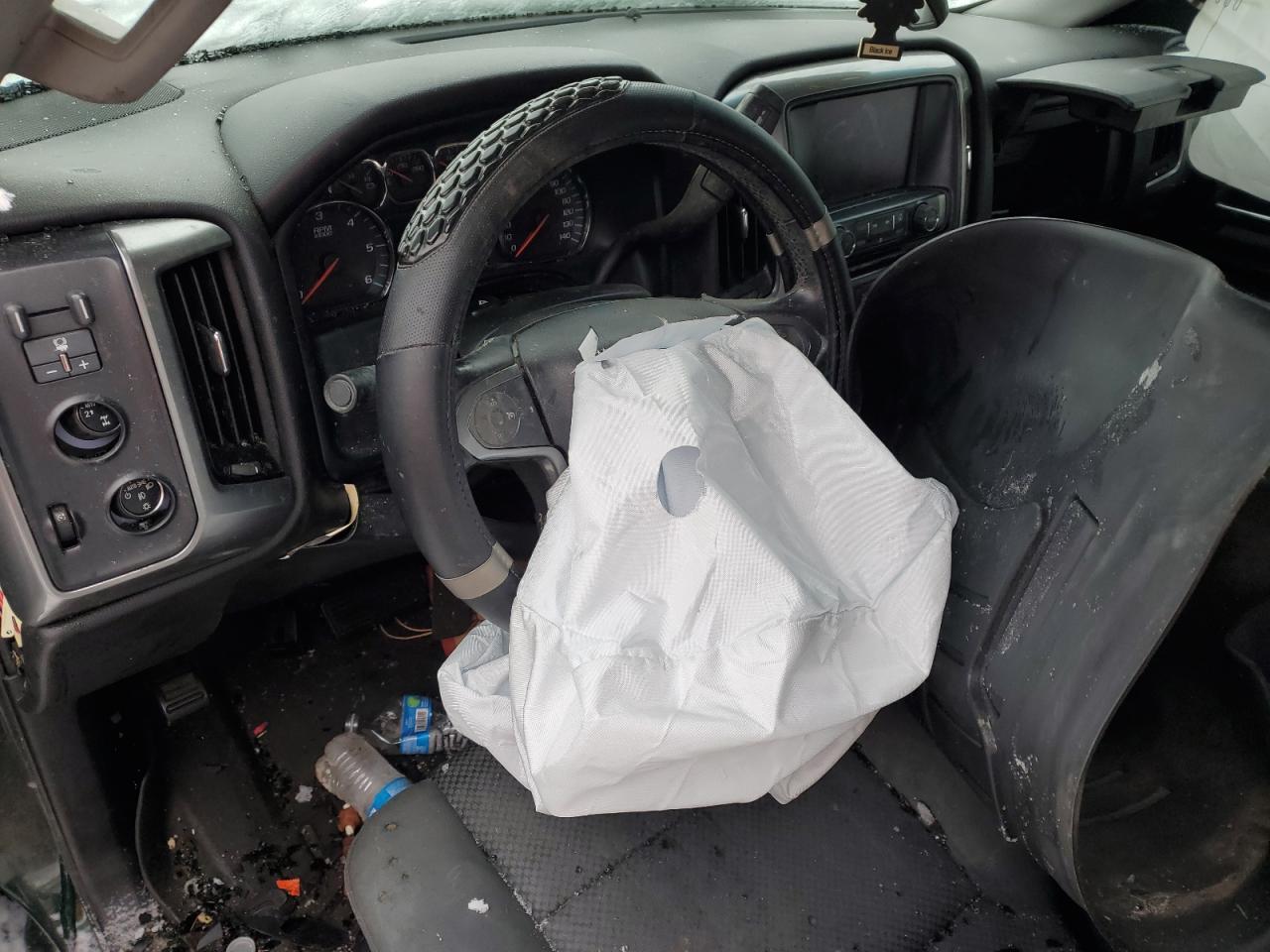 2015 Chevrolet Silverado - Image 8