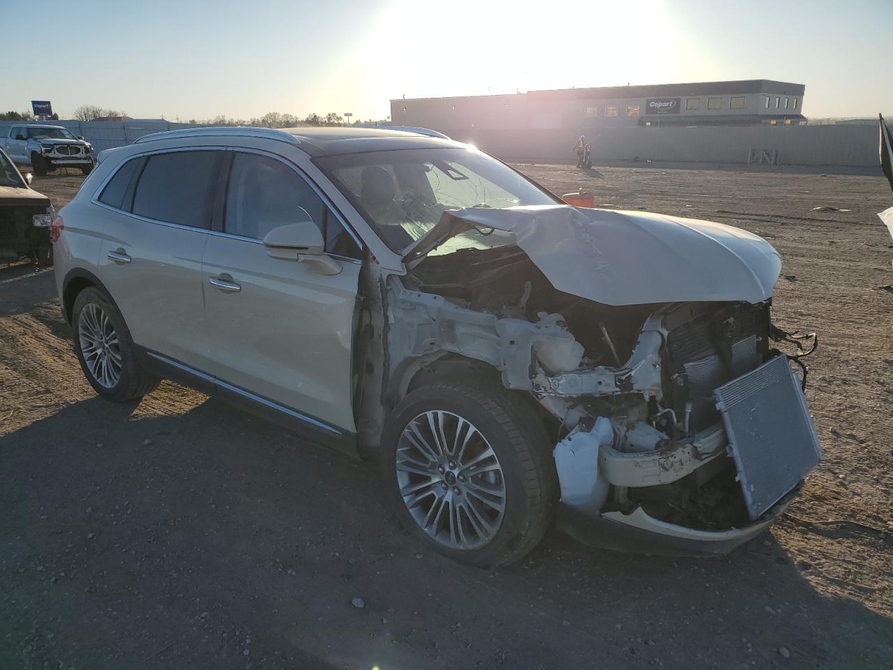 2018 Lincoln MKX - Image 4