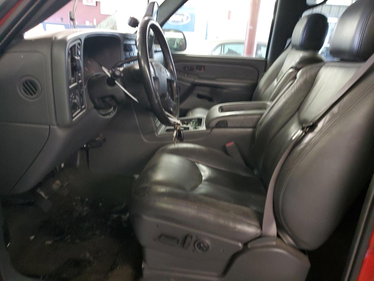 2005 Chevrolet Silverado - Image 7