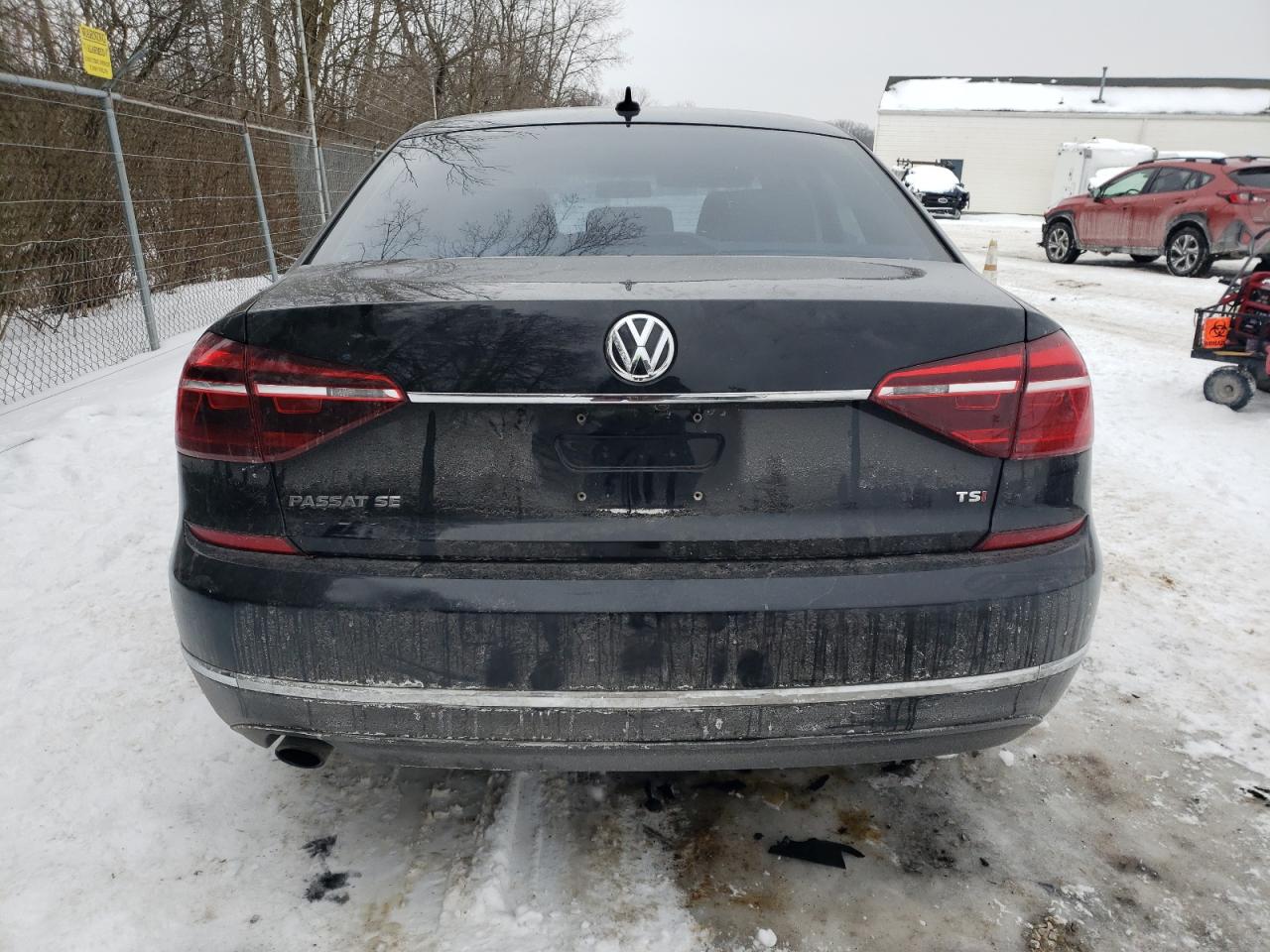 2017 Volkswagen Passat - Image 6
