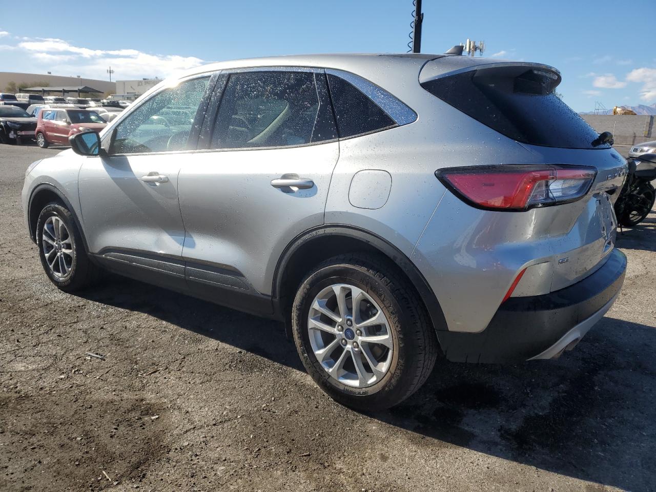 2022 Ford Escape - Image 2