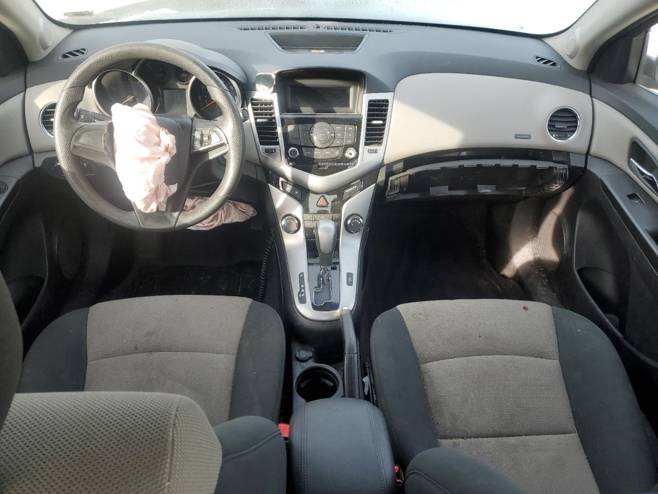 2012 Chevrolet Cruze - Image 8