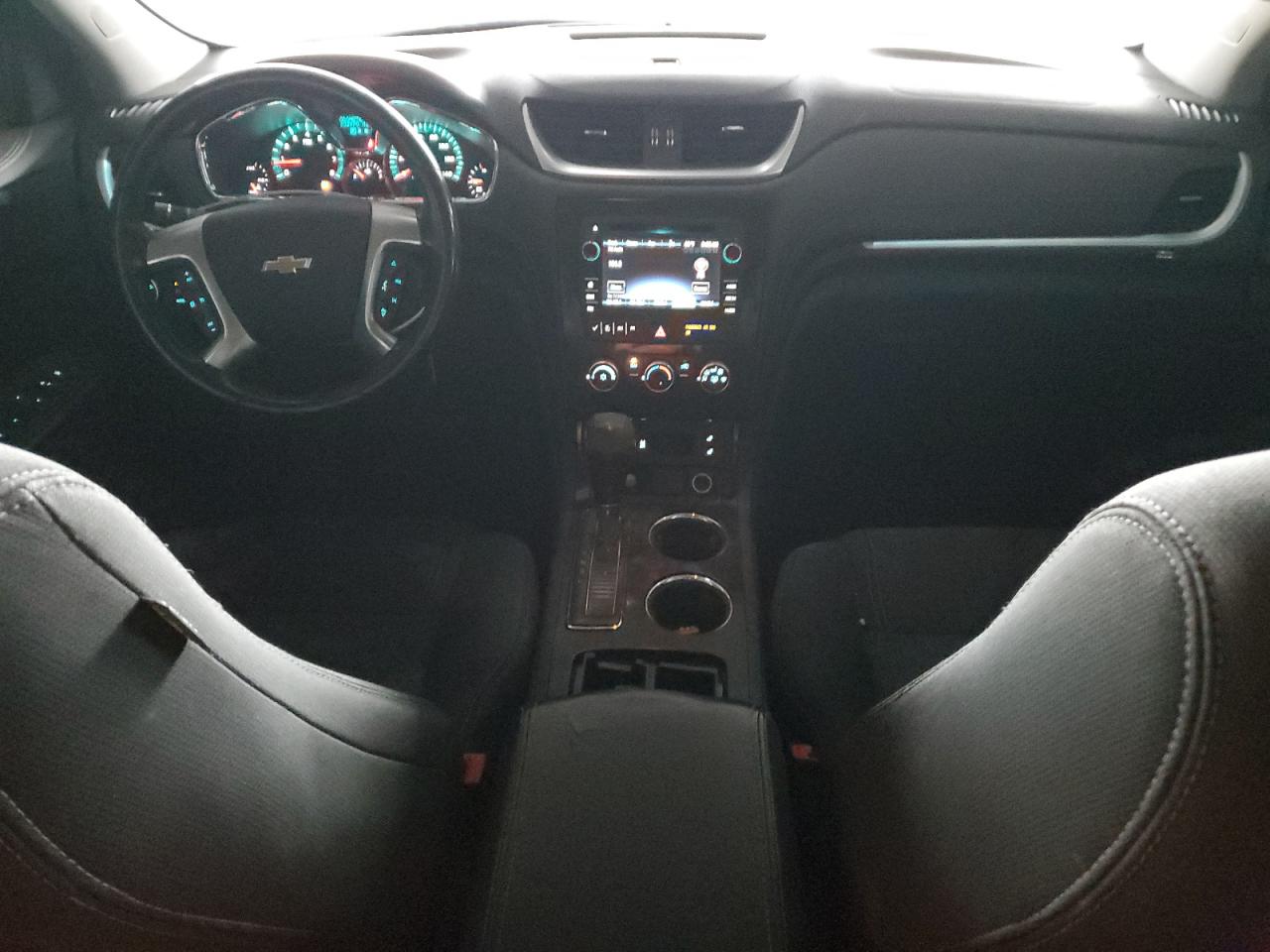 2017 Chevrolet Traverse - Image 8