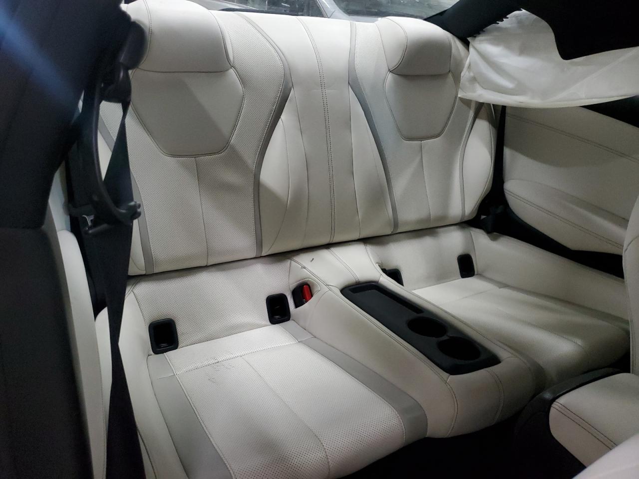 2018 Infiniti Q60 - Image 10