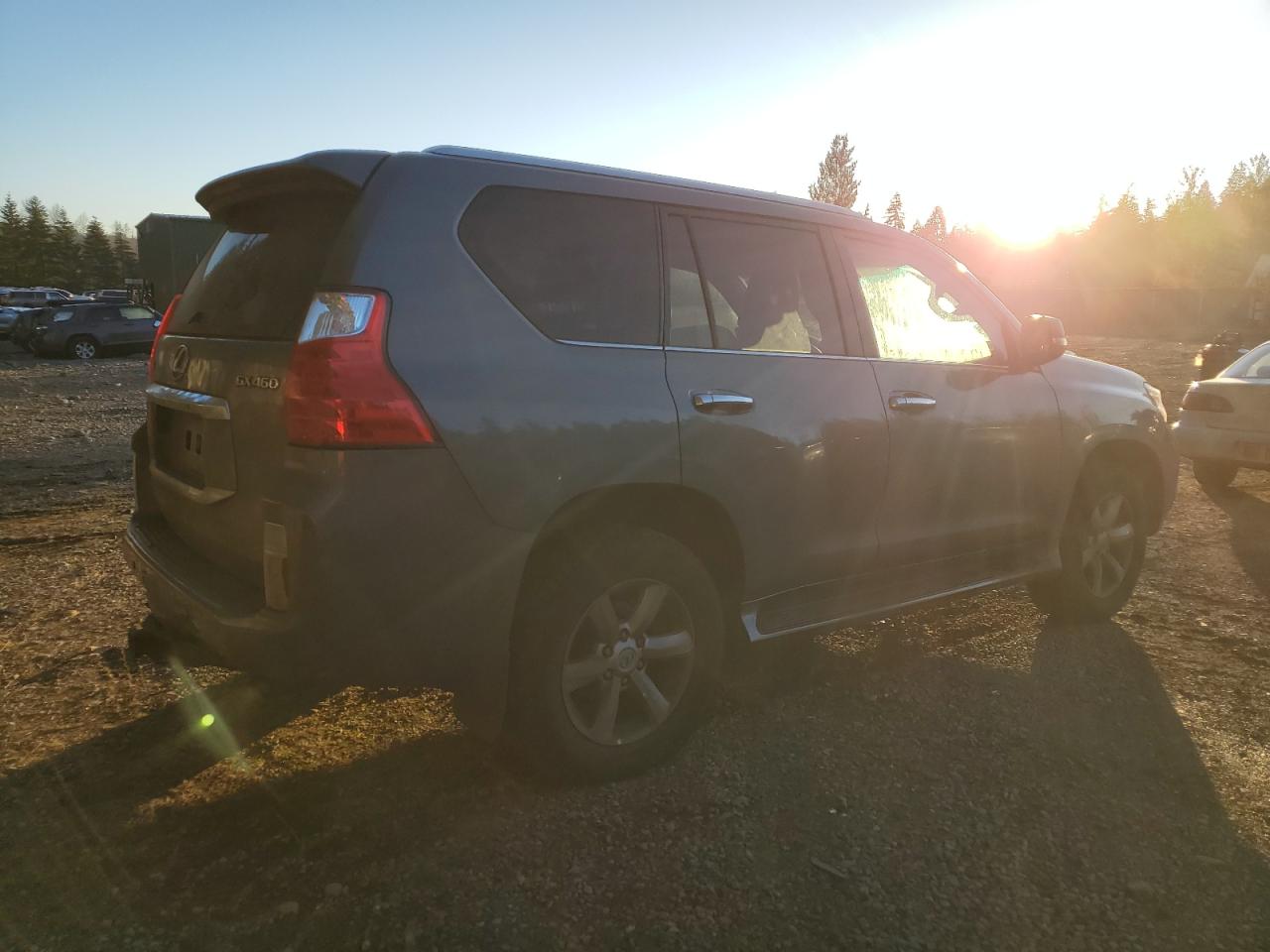 2010 Lexus GX - Image 3
