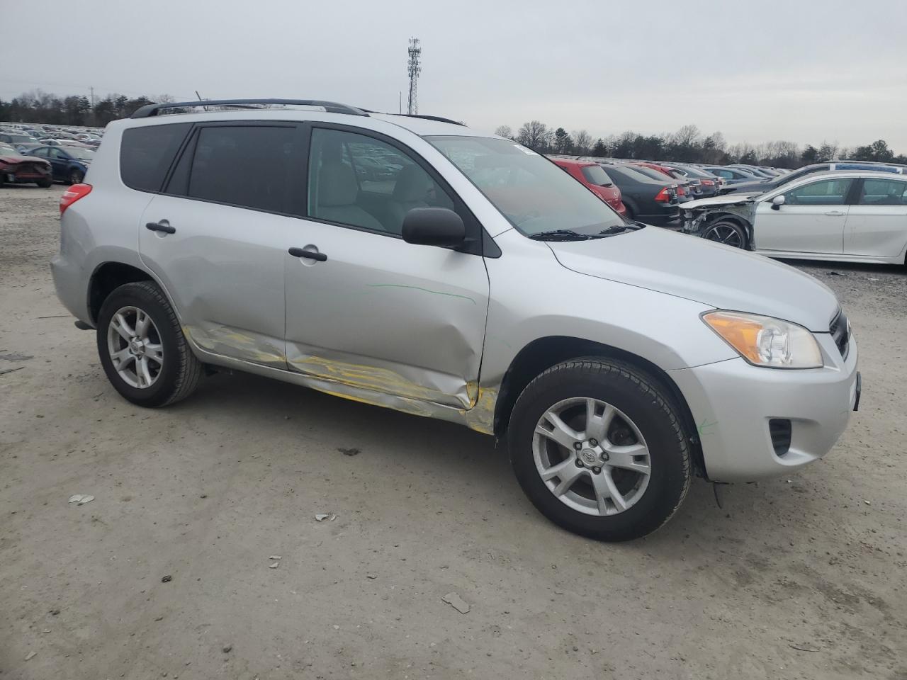2012 Toyota RAV 4 - Image 4