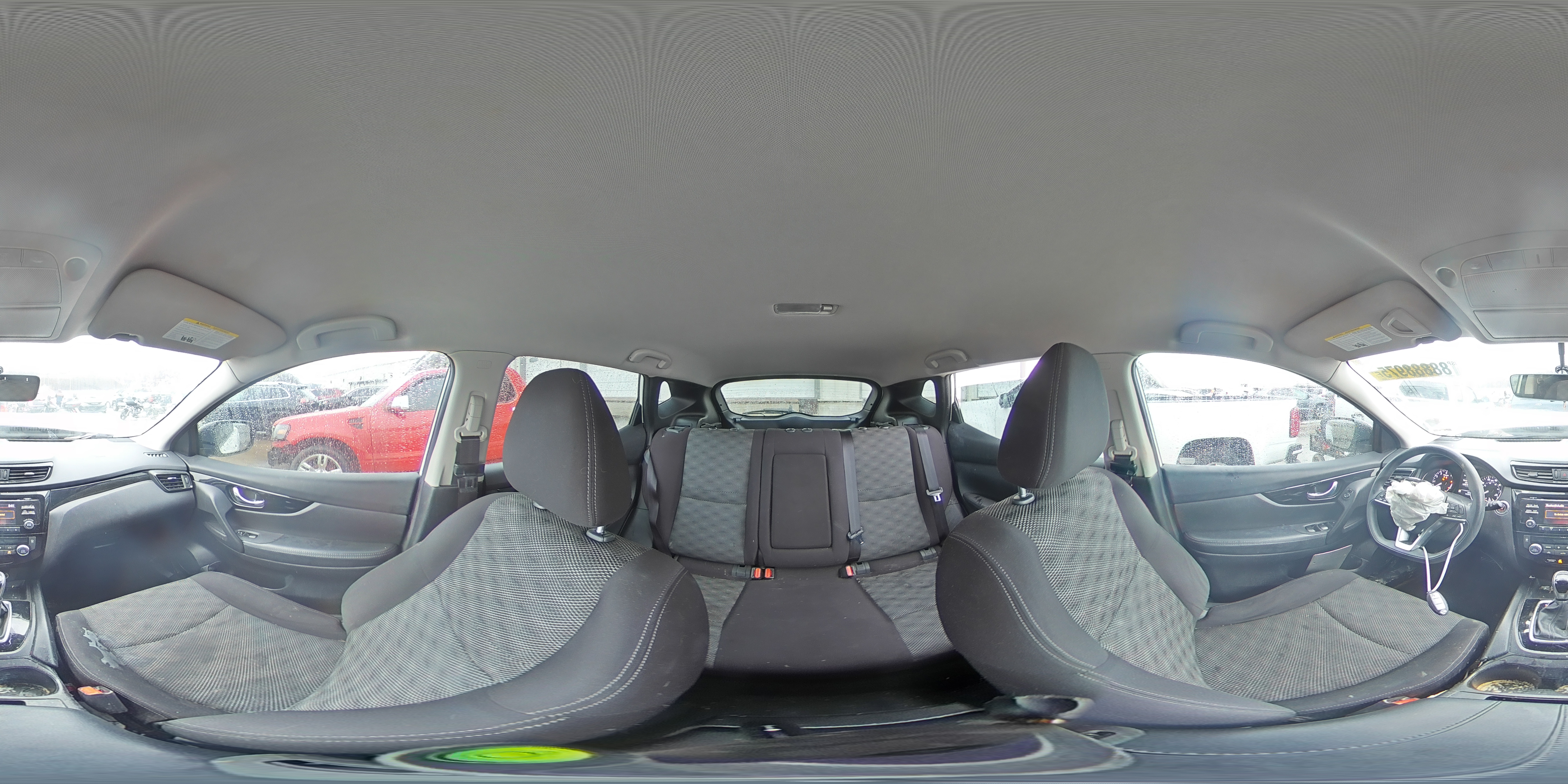 2017 Nissan Rogue - Image 14