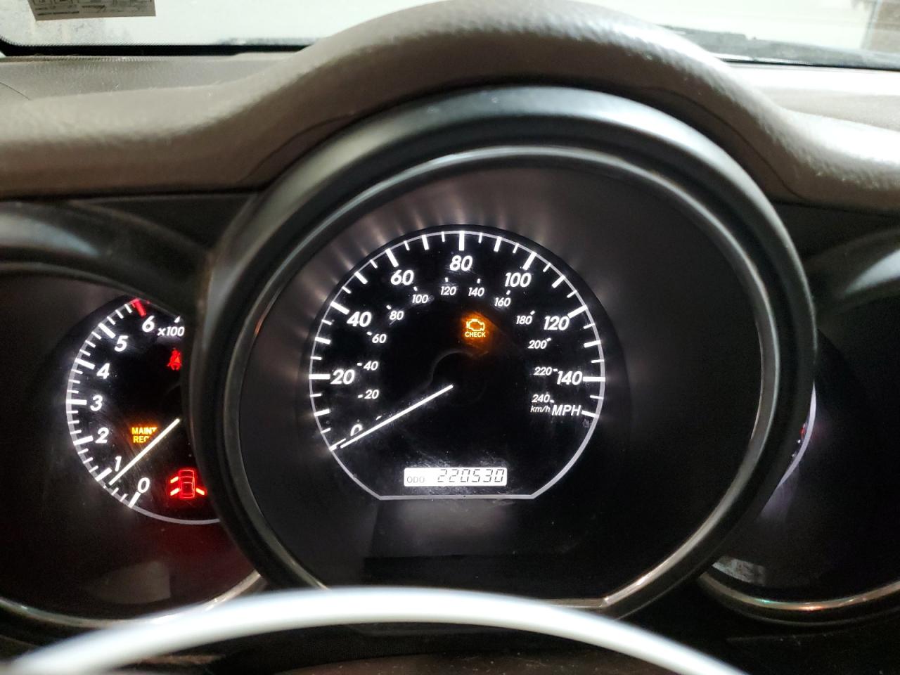 2004 Lexus RX - Image 9
