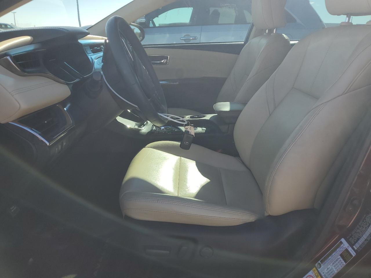 2017 Toyota Avalon - Image 7
