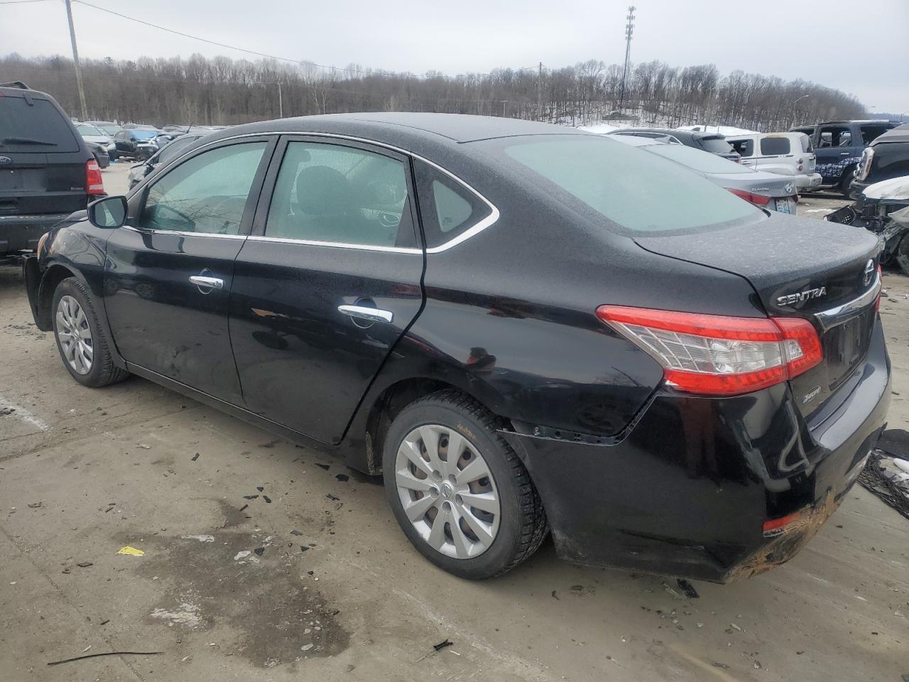 2015 Nissan Sentra - Image 2