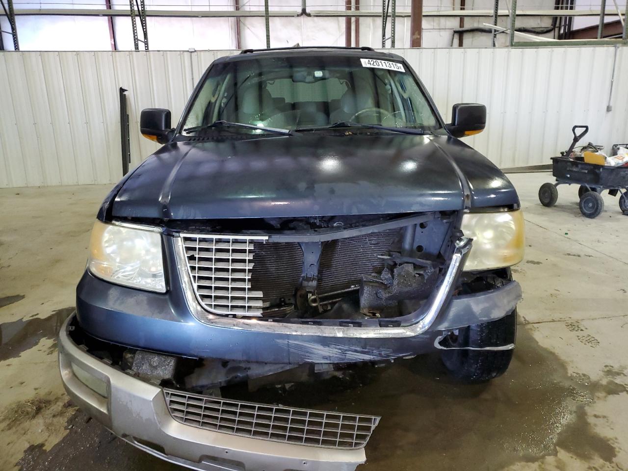 2004 Ford Expedition - Image 5