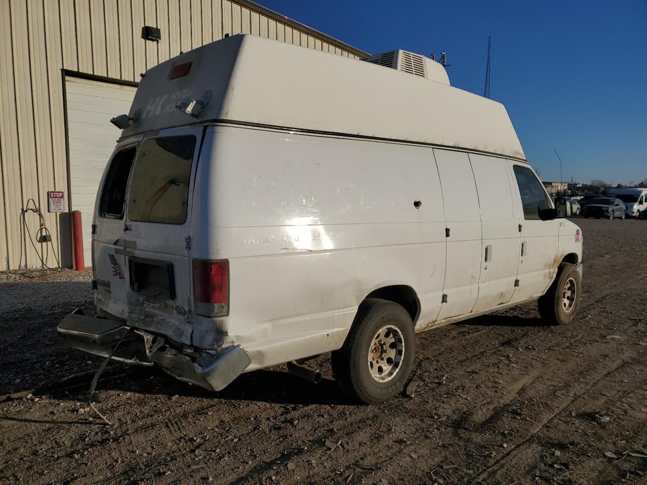 2012 Ford Econoline - Image 3