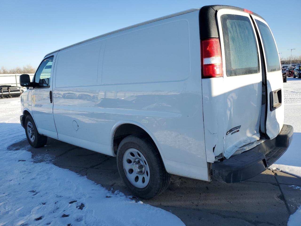 2014 Chevrolet Express - Image 2