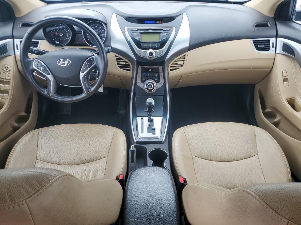 2013 Hyundai Elantra - Image 8