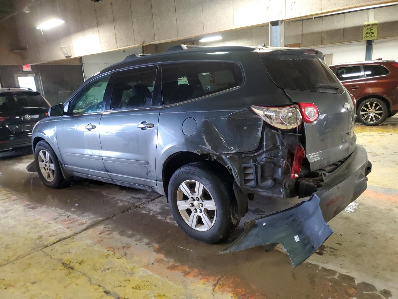 2010 Chevrolet Traverse - Image 2