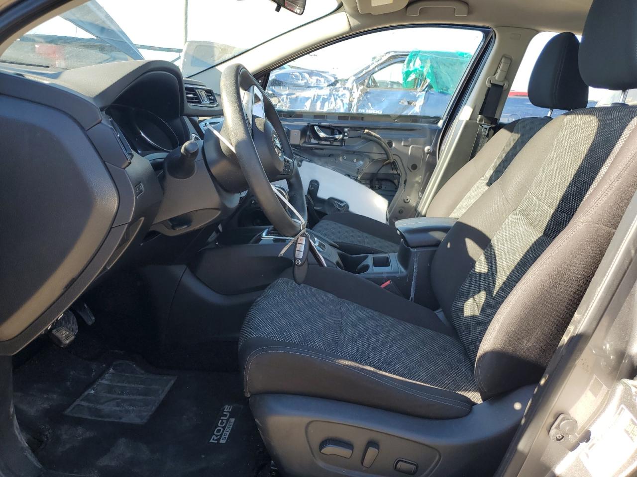 2019 Nissan Rogue - Image 7