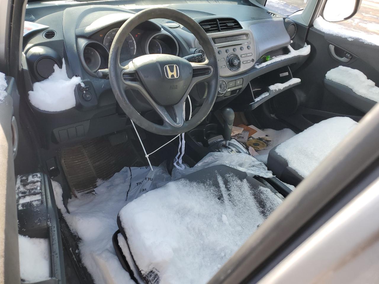 2010 Honda Fit - Image 8