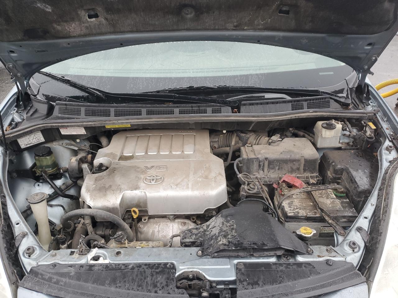 2008 Toyota Sienna - Image 12