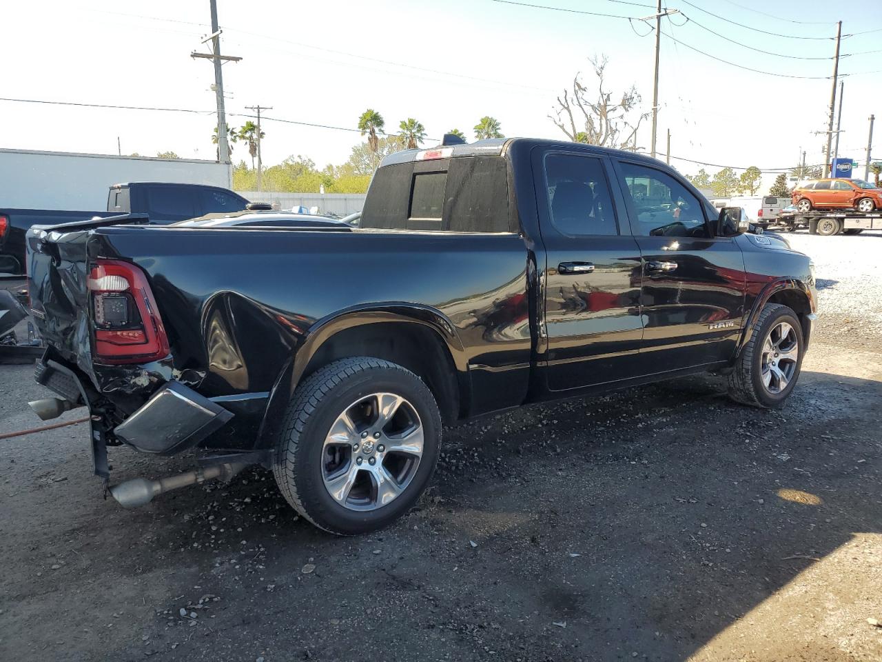 2020 RAM 1500 - Image 3