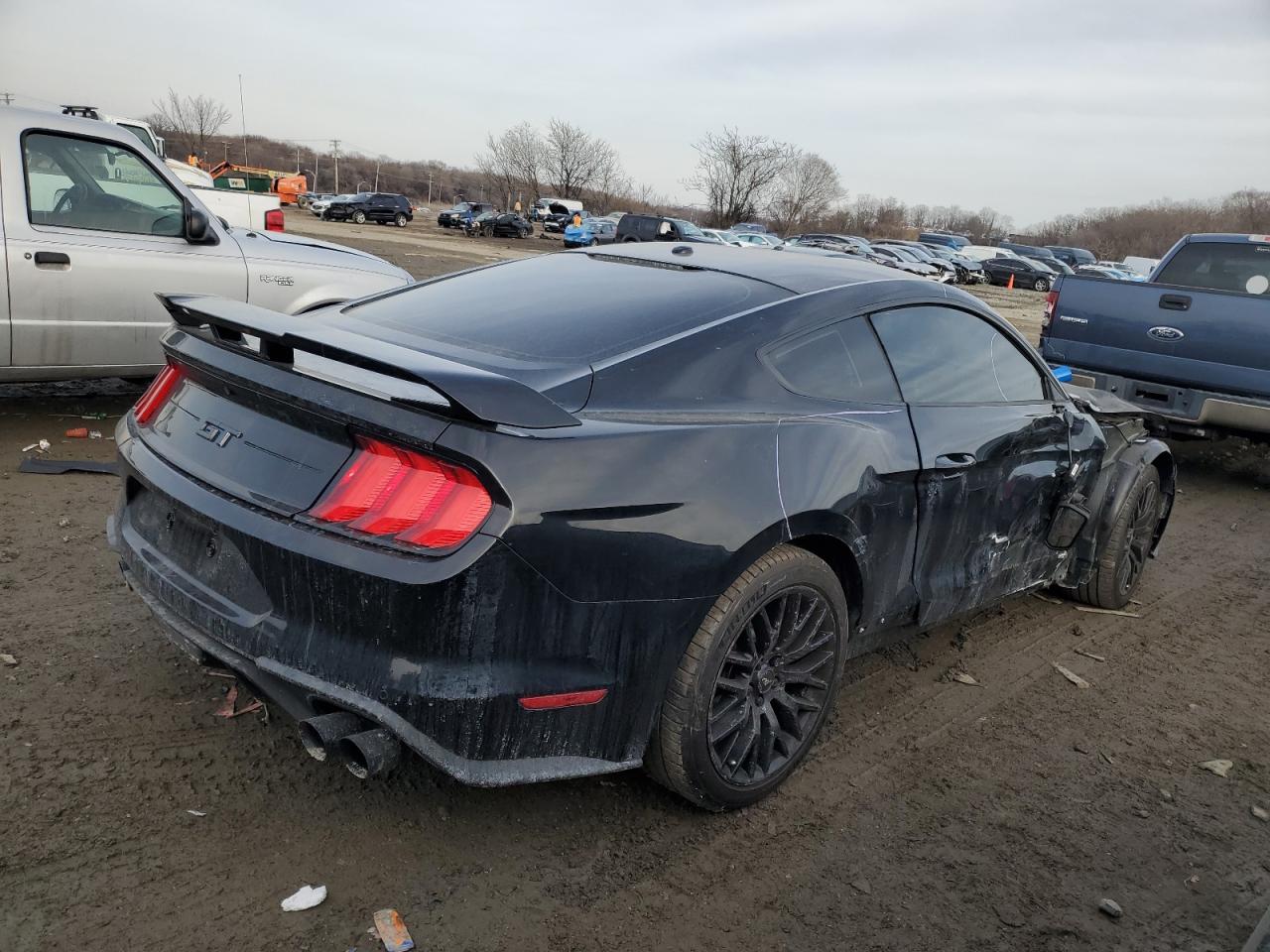 2019 Ford Mustang - Image 3