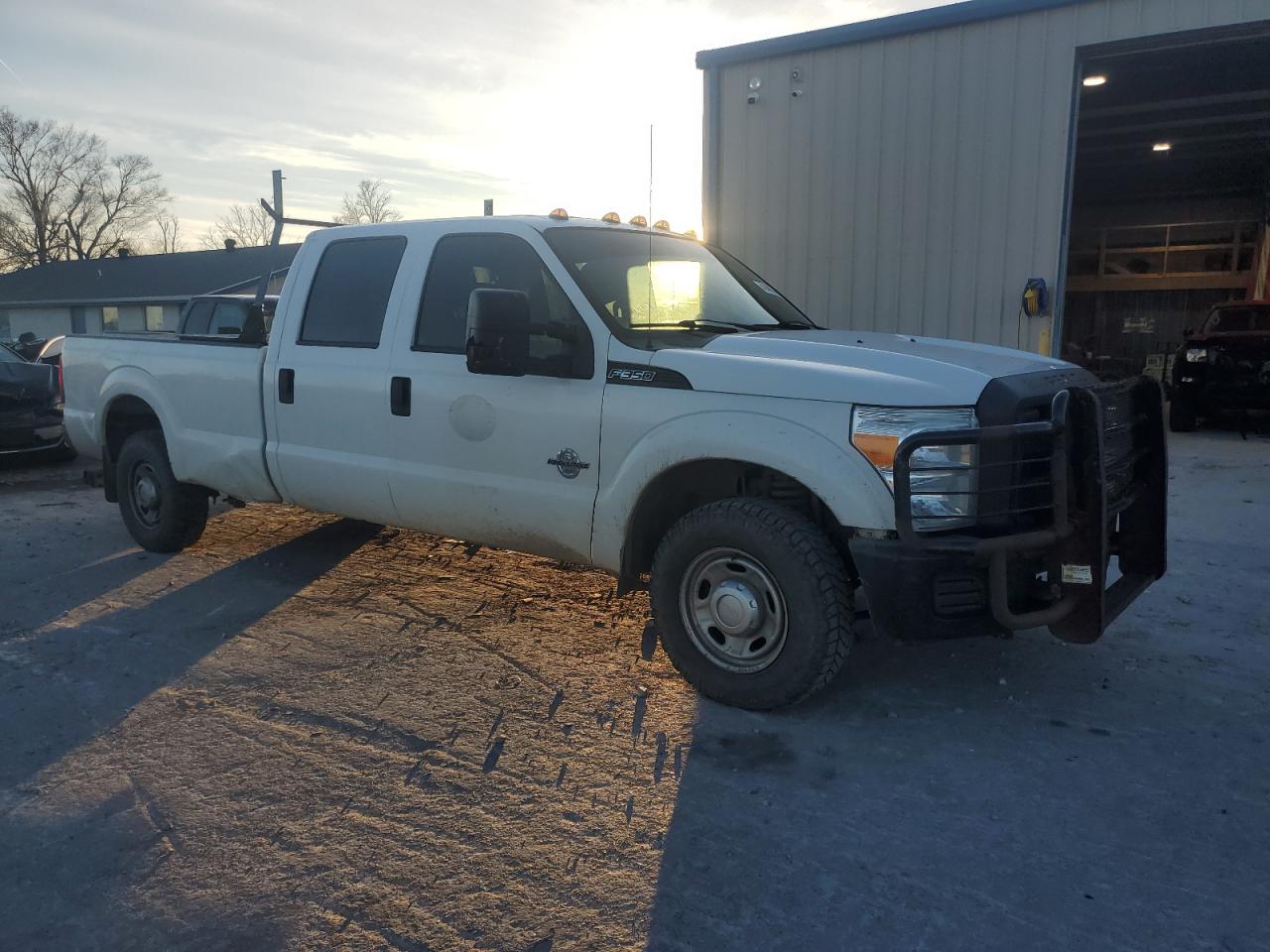 VIN 1FT8W3AT6EEB10234 2014 FORD F350 no.4