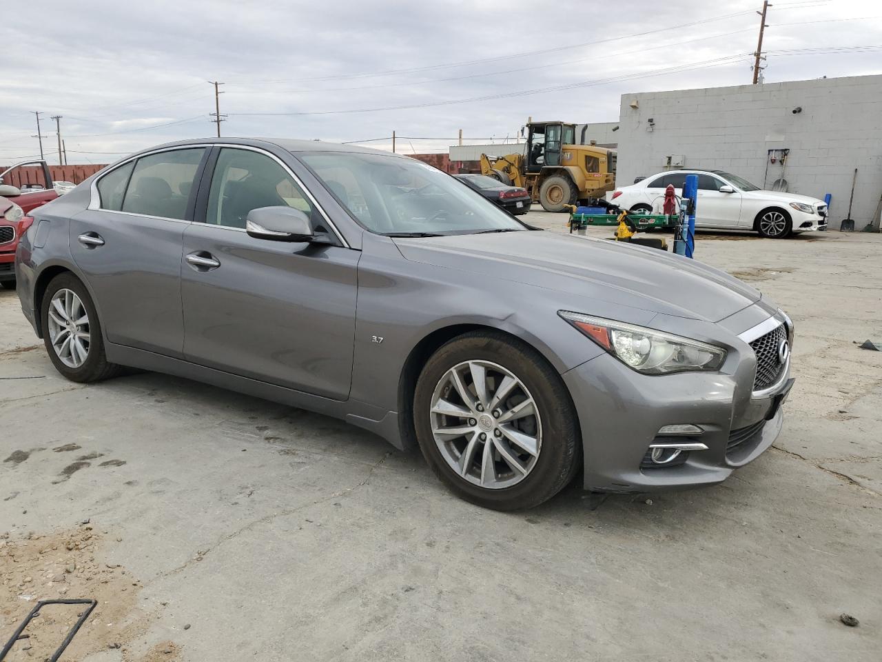 VIN JN1BV7AP1EM687068 2014 INFINITI Q50 no.4