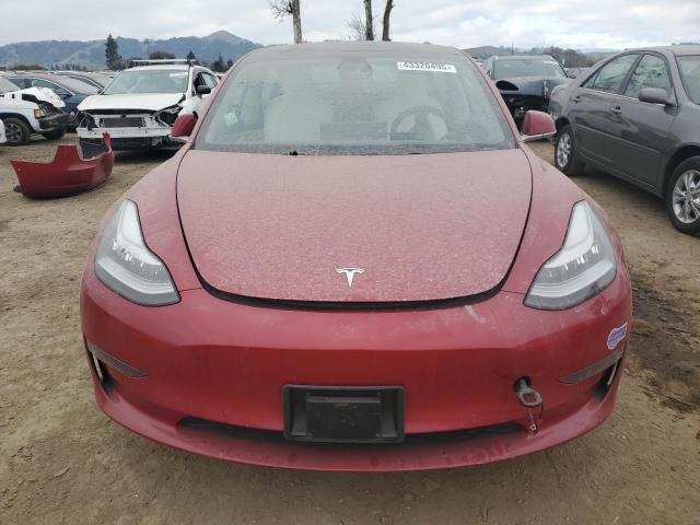  TESLA MODEL 3 2019 Красный