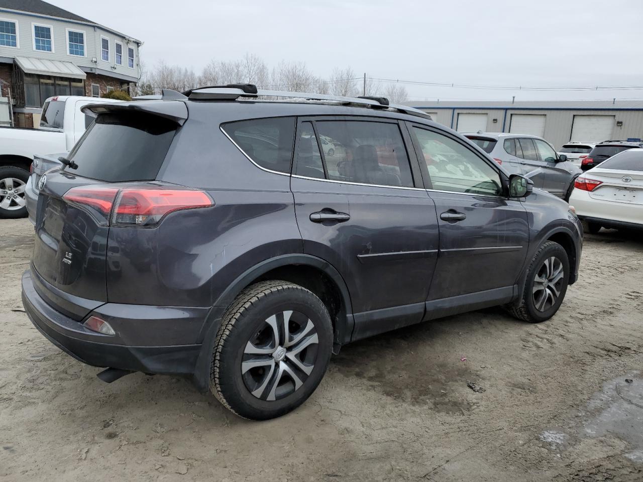 2017 Toyota RAV 4 - Image 3