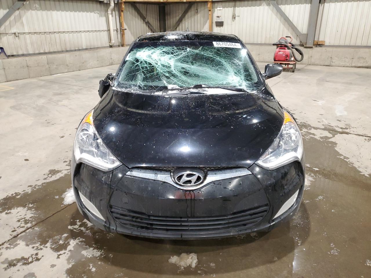 2016 Hyundai Veloster - Image 5