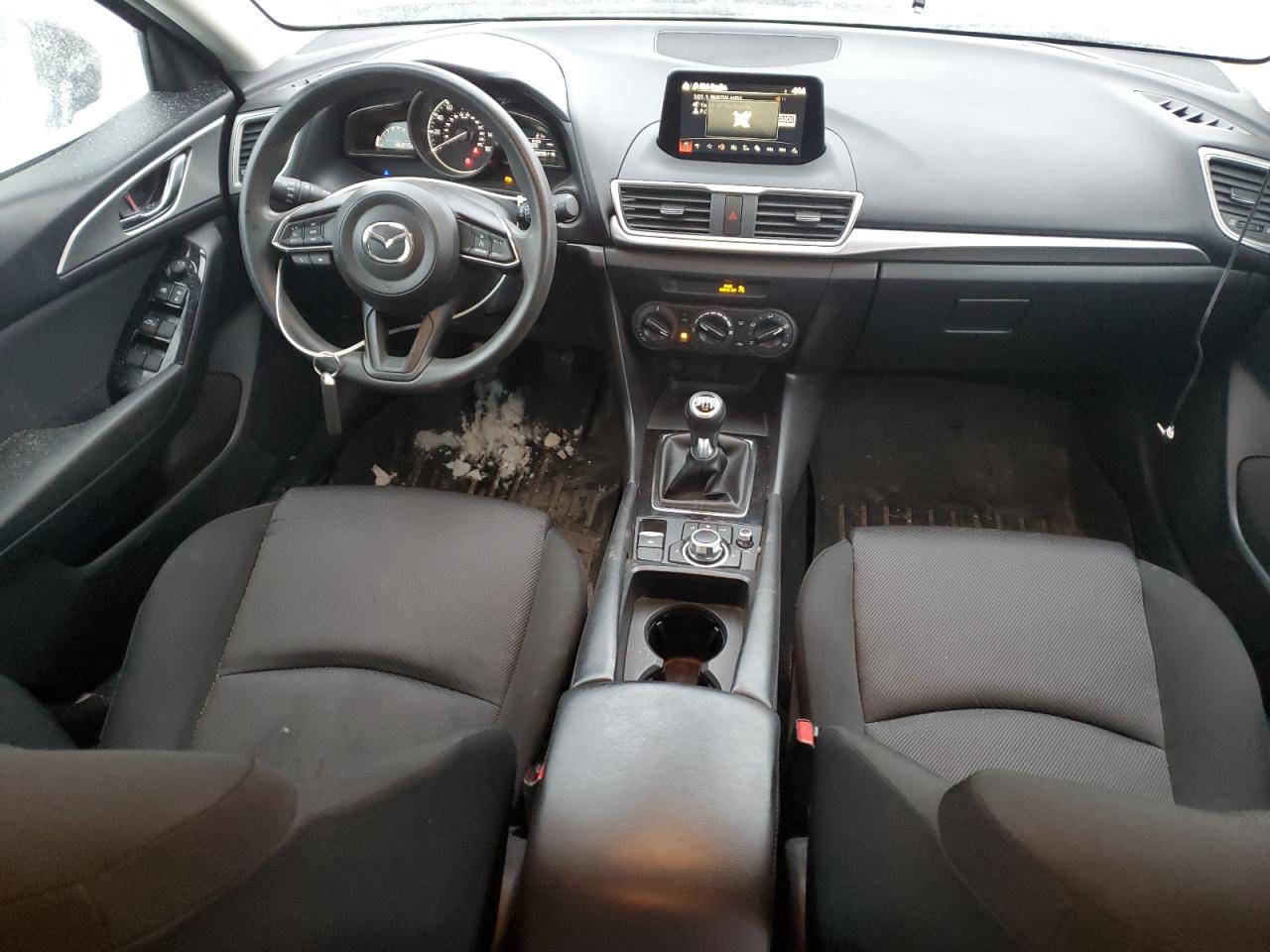 2018 Mazda 3 - Image 8