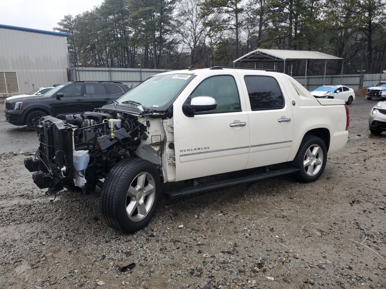 2013 Chevrolet Avalanche - Image 1