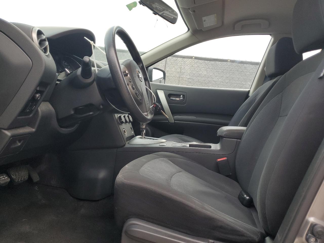 2015 Nissan Rogue - Image 7