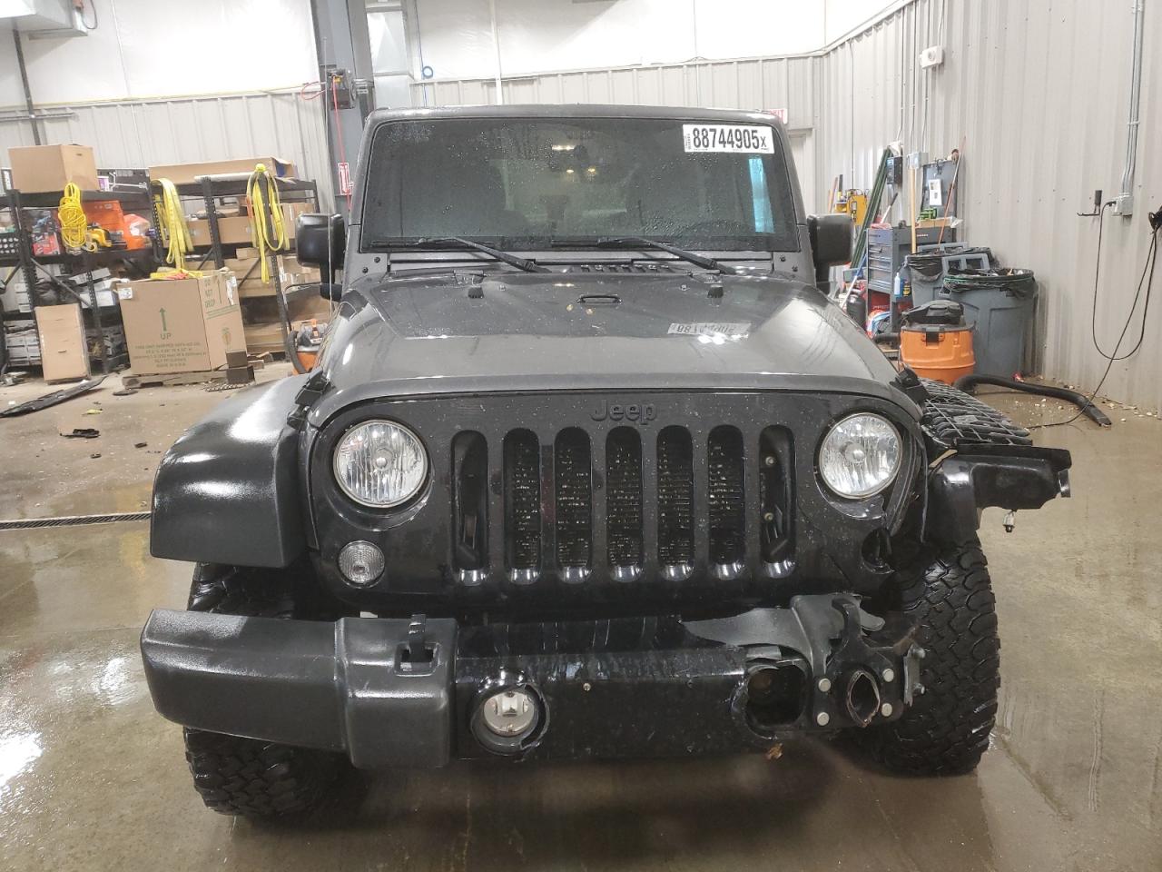 2017 Jeep Wrangler - Image 5