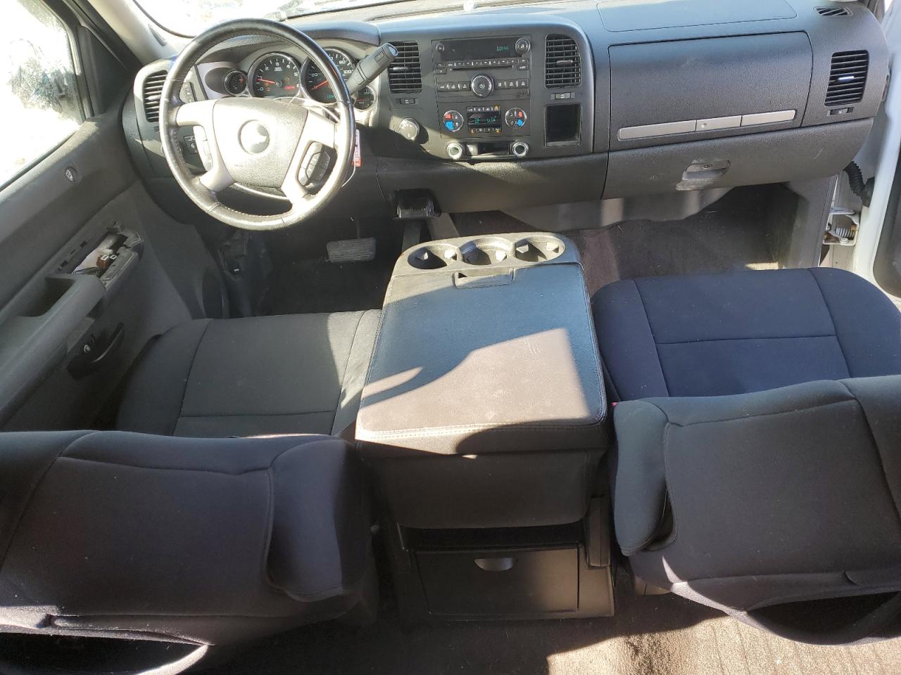 2009 Chevrolet Silverado - Image 8