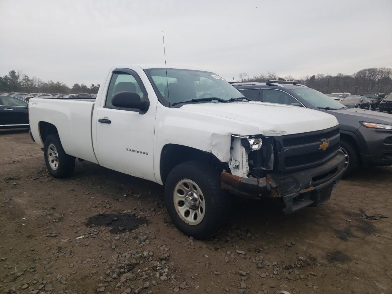 2011 Chevrolet Silverado - Image 4