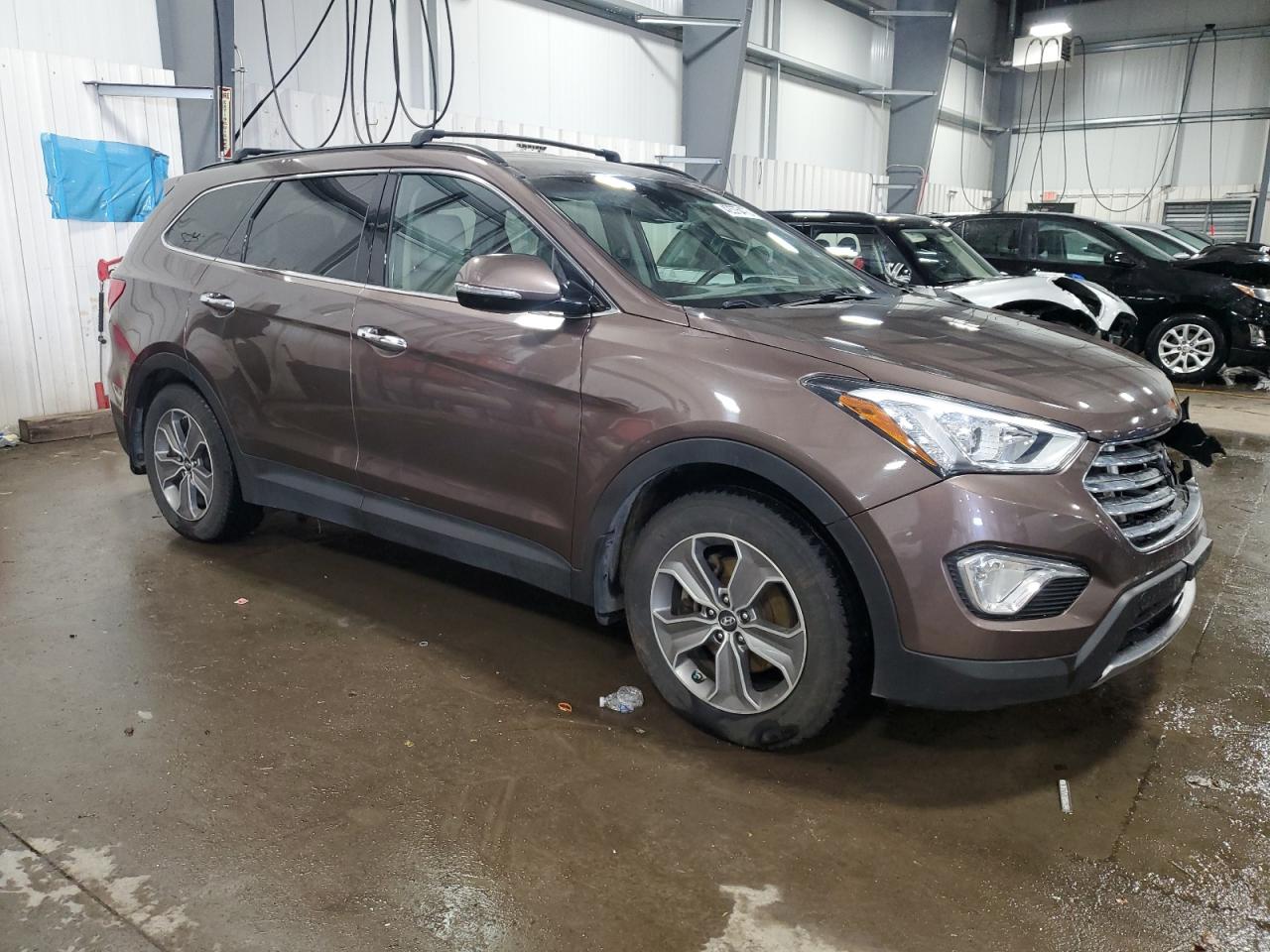 2014 Hyundai Santa Fe - Image 4