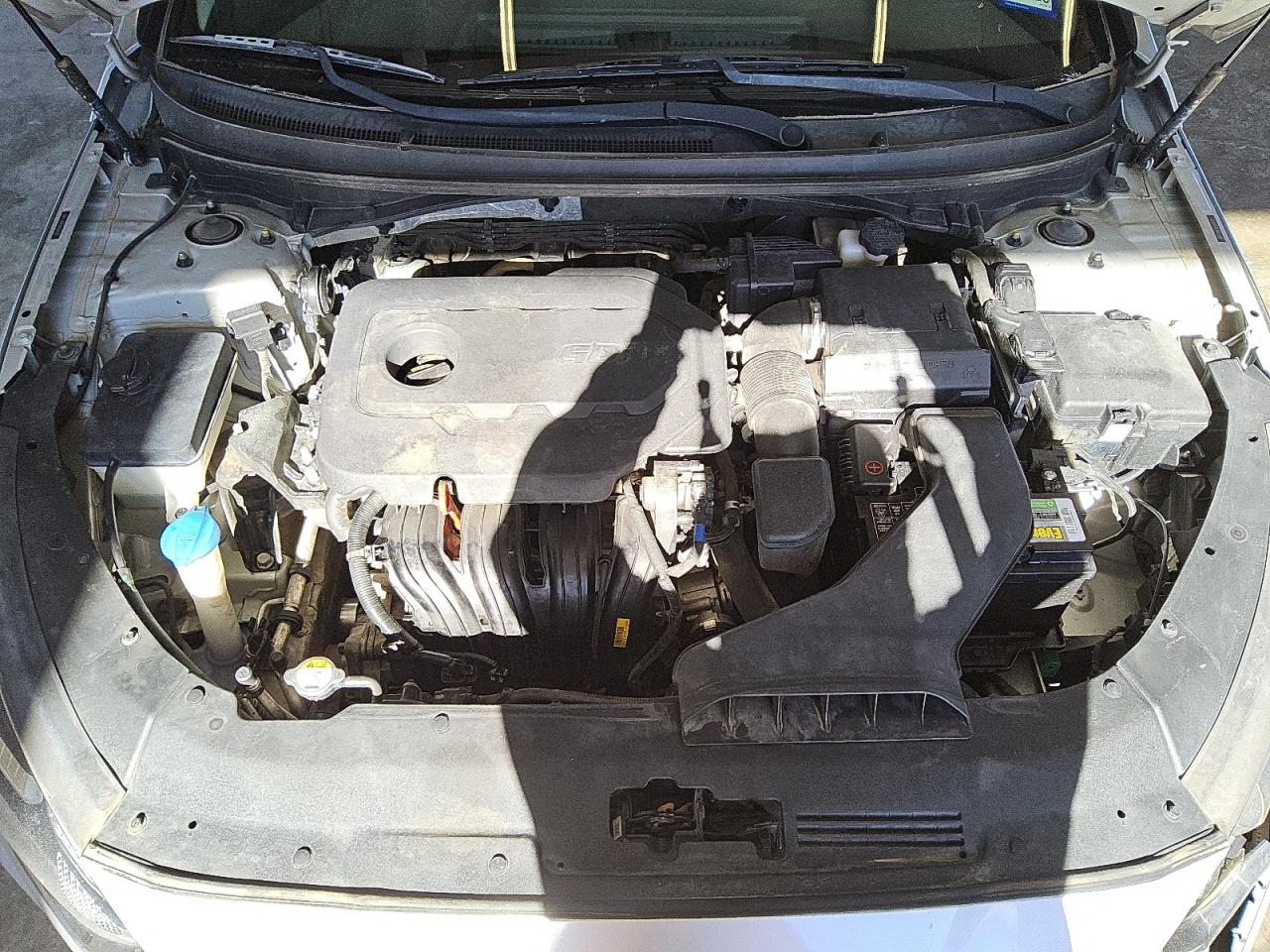 2018 Hyundai Sonata - Image 11