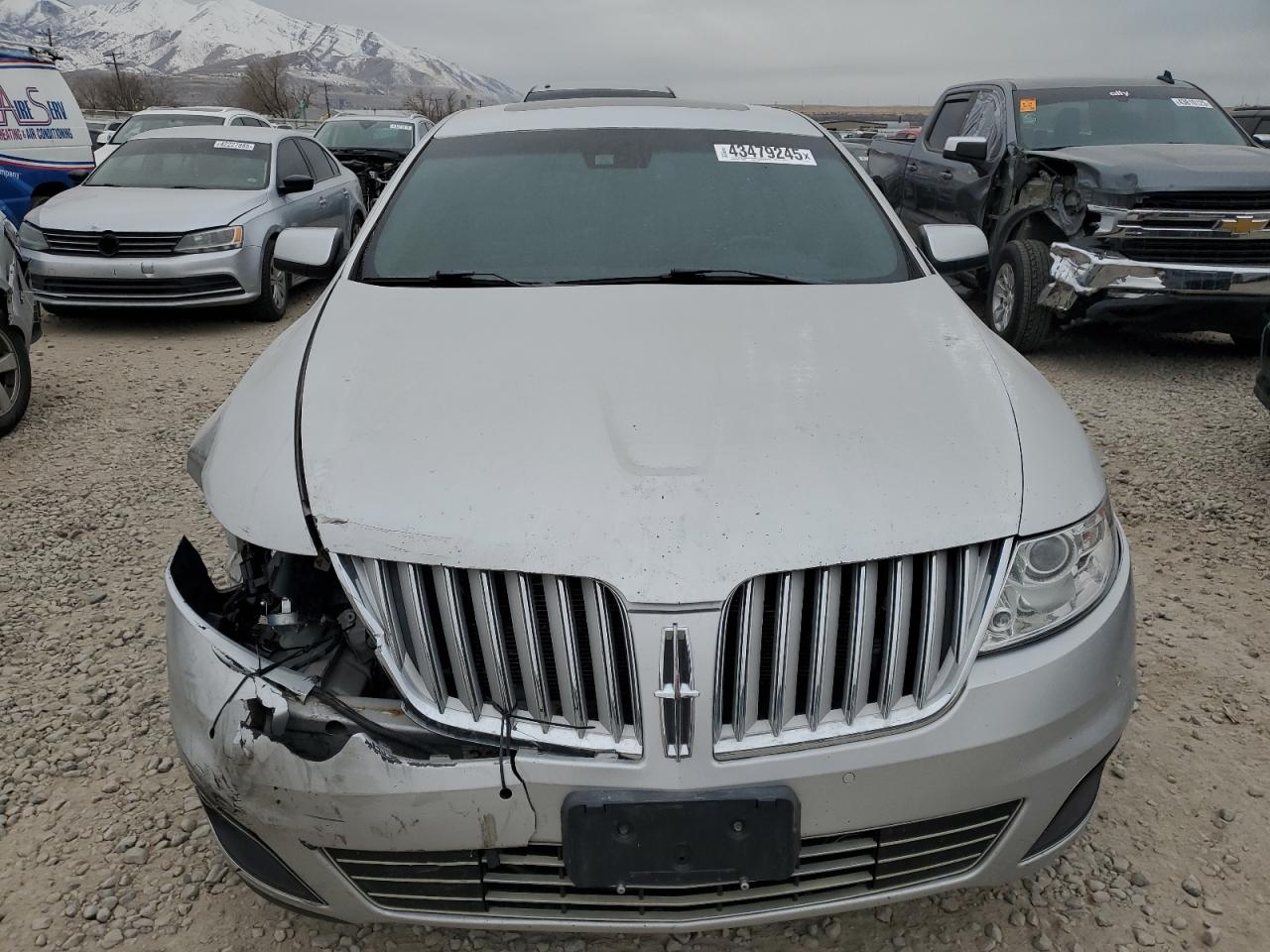 2011 Lincoln MKS - Image 5