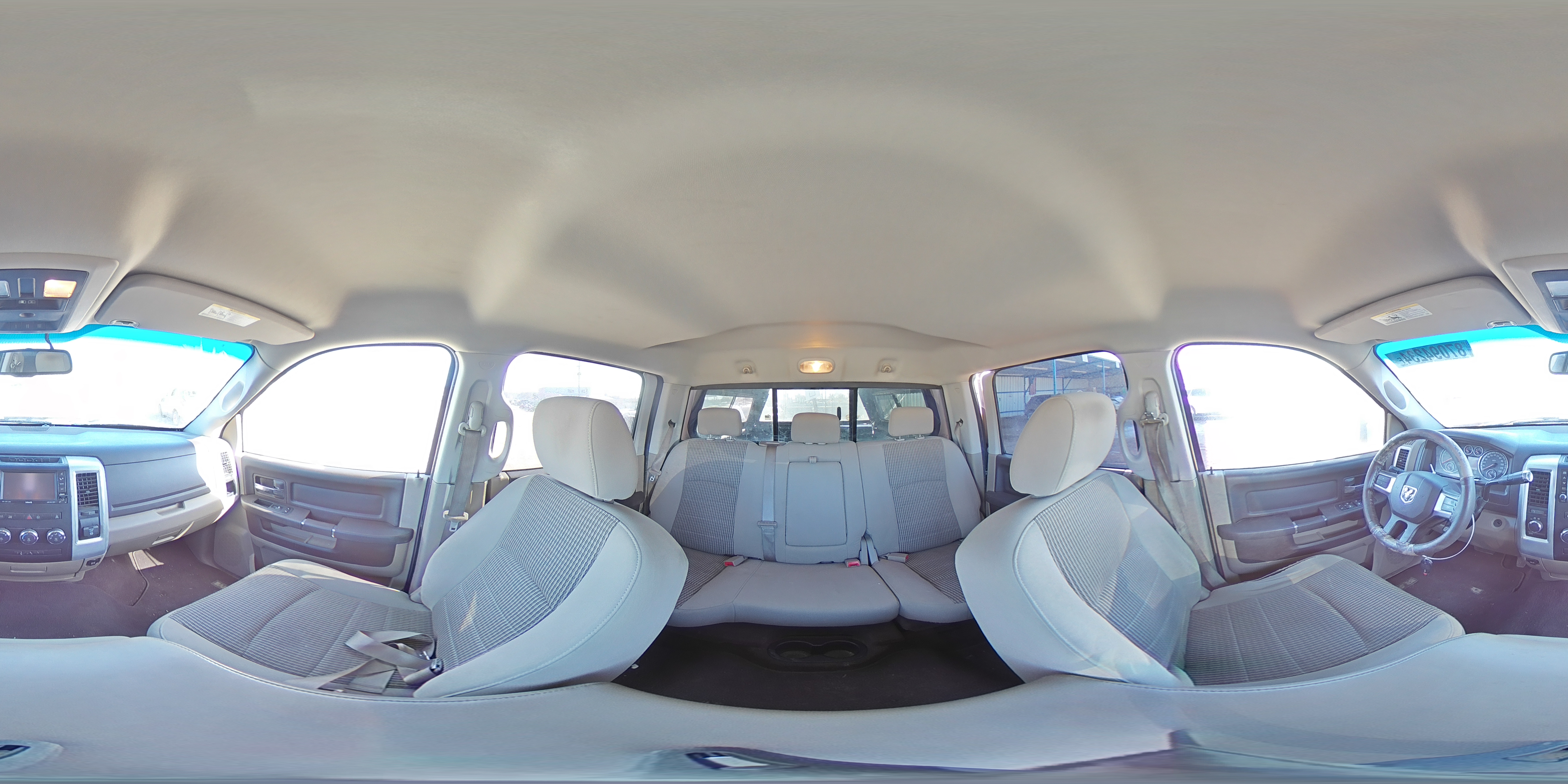2010 Dodge RAM - Image 13