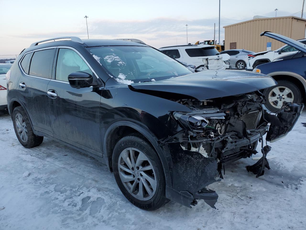 2015 Nissan Rogue - Image 4