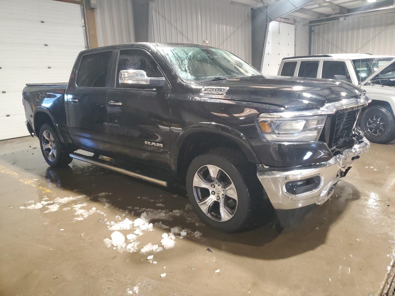 2019 RAM 1500 - Image 4