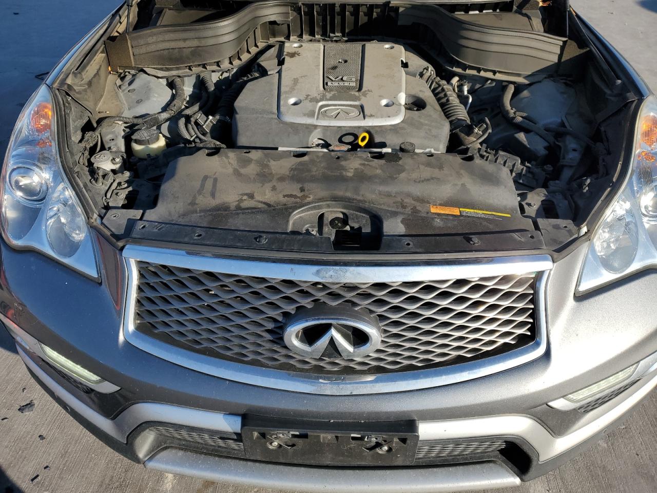 2016 Infiniti QX50 - Image 11